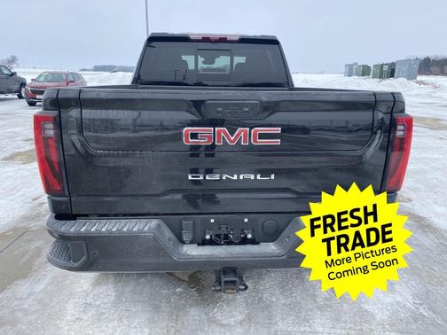 2024 GMC Sierra 2500 Denali