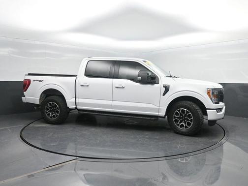 Oxford White 2021 Ford F-150 XLT
