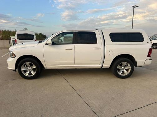 2016 RAM 1500 Sport