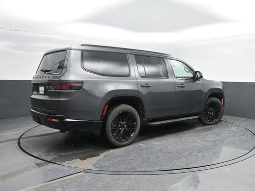 2024 Jeep Wagoneer Series II Carbide 4x4