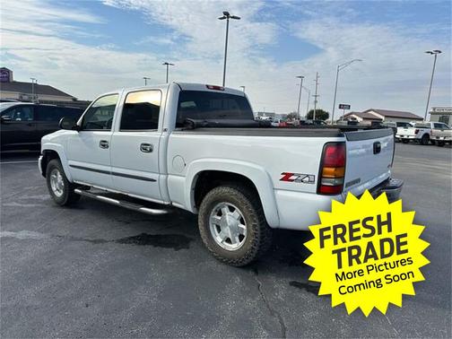 2004 GMC Sierra 1500 SLE Crew Cab