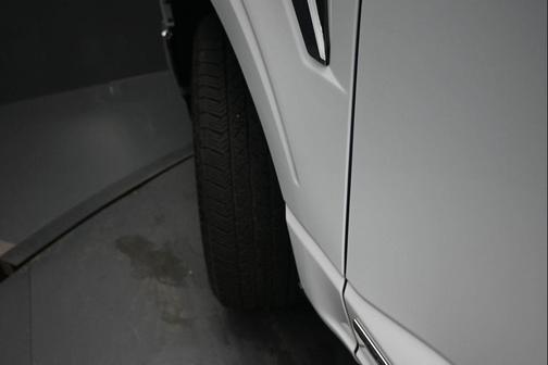 Oxford White 2025 Ford F-150 Lariat