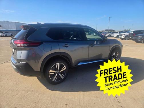 Gun Metallic 2021 Nissan Rogue SL
