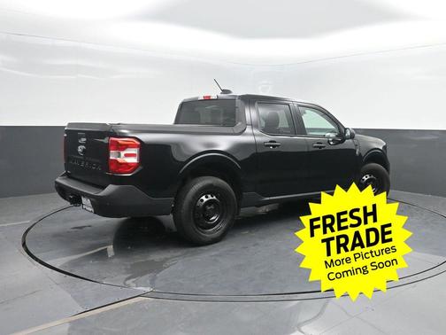 Shadow Black 2025 Ford Maverick XL