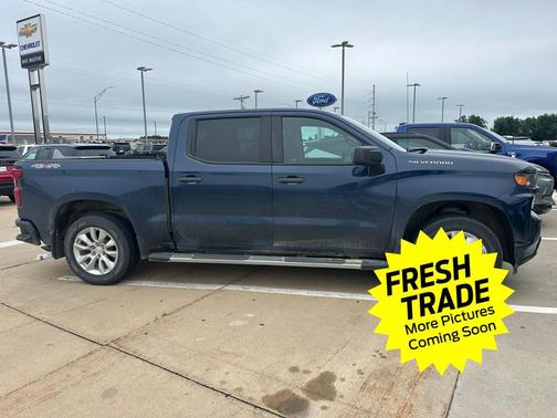 Northsky Blue Metallic 2021 Chevrolet Silverado 1500 Custom