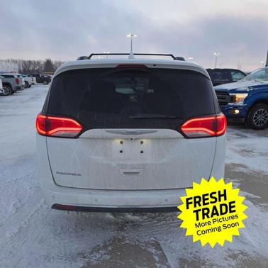 2018 Chrysler Pacifica Touring-L Plus