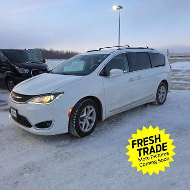 2018 Chrysler Pacifica Touring-L Plus