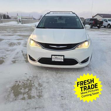 2018 Chrysler Pacifica Touring-L Plus