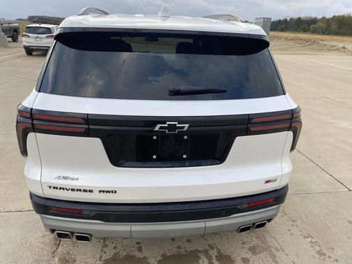 2025 Chevrolet Traverse AWD Z71