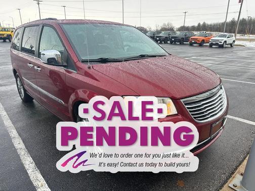 2016 Chrysler Town & Country Touring-L