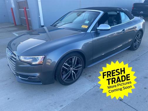 Daytona Gray Pearl Effect/Black Roof 2017 Audi S5 3.0T