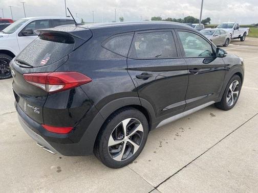 2017 Hyundai TUCSON Sport