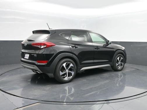 2017 Hyundai TUCSON Sport