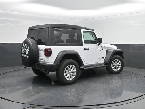Bright White Clearcoat 2023 Jeep Wrangler Sport S