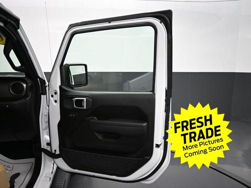 Bright White Clearcoat 2023 Jeep Wrangler Sport S
