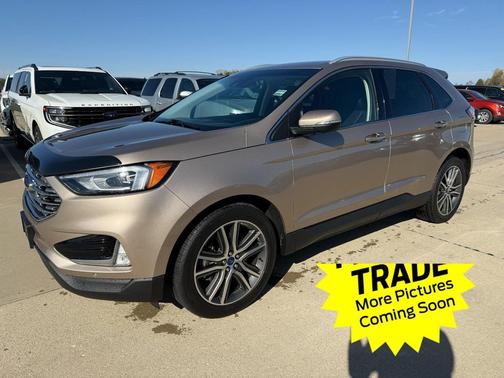 2020 Ford Edge Titanium