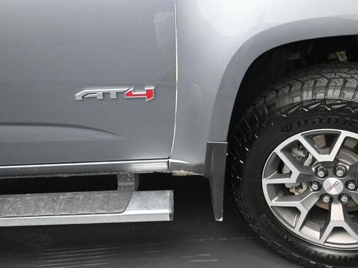 2022 GMC Canyon AT4