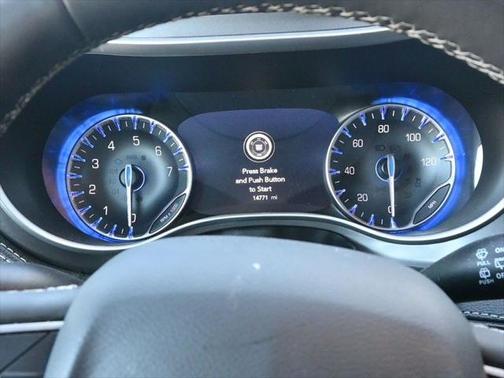 2020 Chrysler Pacifica Touring-L Plus