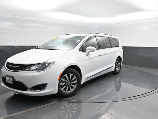 2020 Chrysler Pacifica Touring-L Plus