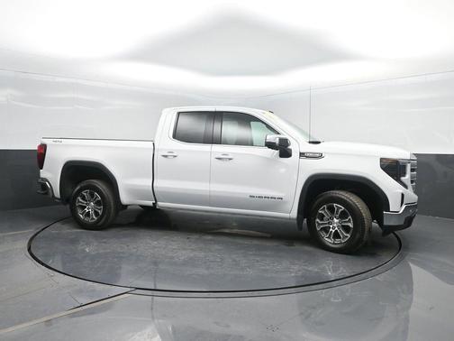 Summit White 2026 GMC Sierra 1500 SLE