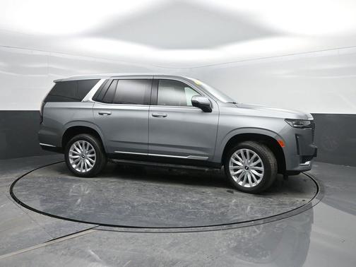 2024 Cadillac Escalade Luxury