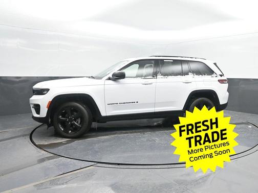 2023 Jeep Grand Cherokee Altitude