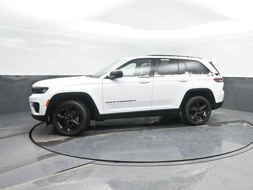 2023 Jeep Grand Cherokee Altitude