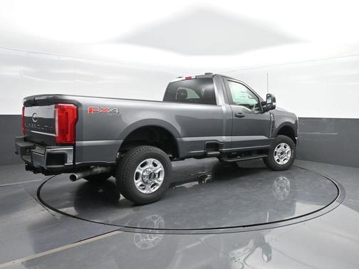 2025 Ford F-250 XLT