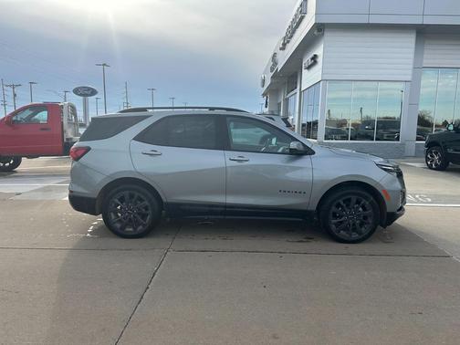 2024 Chevrolet Equinox AWD RS
