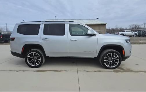 Silver Zynith 2022 Jeep Wagoneer Series III