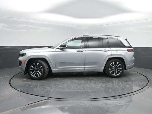 Silver Zynith 2023 Jeep Grand Cherokee Overland
