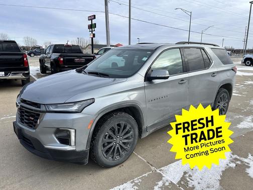 2023 Chevrolet Traverse RS