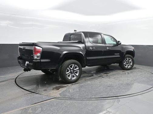 2017 Toyota Tacoma Limited