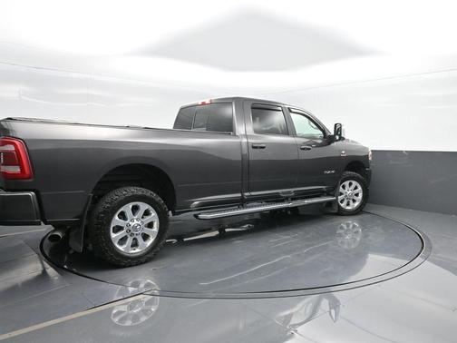 2023 RAM 3500 Laramie Crew Cab 4x4 8' Box