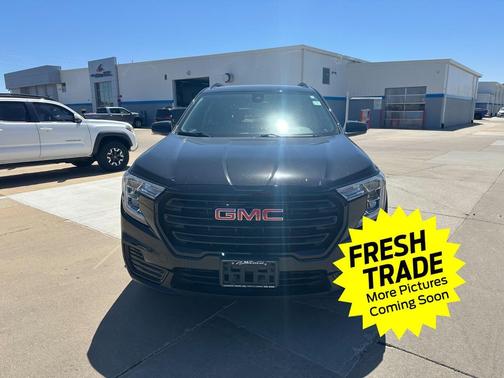 Ebony Twilight Metallic 2024 GMC Terrain SLE