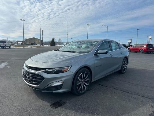 2024 Chevrolet Malibu FWD RS