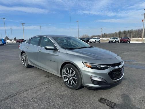 2024 Chevrolet Malibu FWD RS