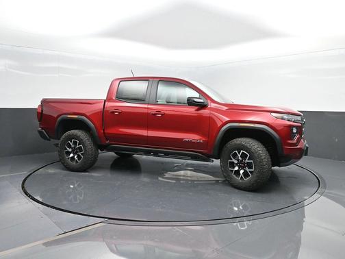 2025 GMC Canyon AT4