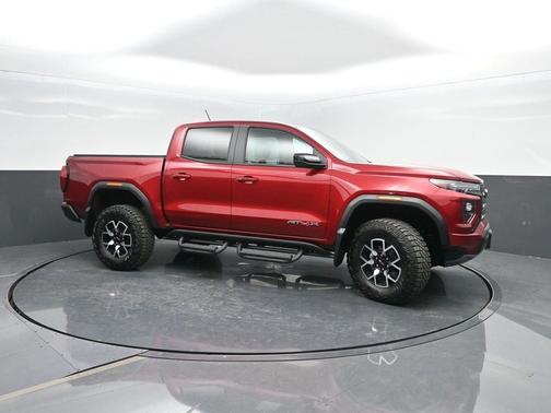 2025 GMC Canyon AT4