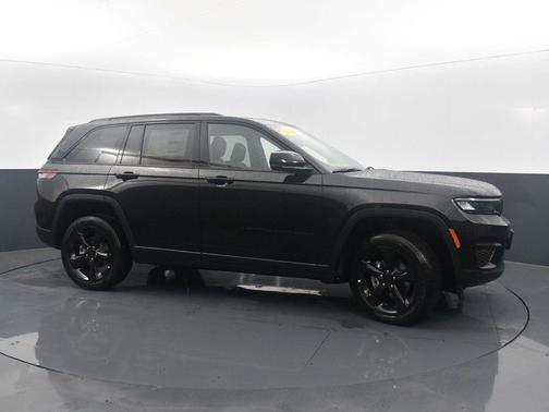 2024 Jeep Grand Cherokee Altitude