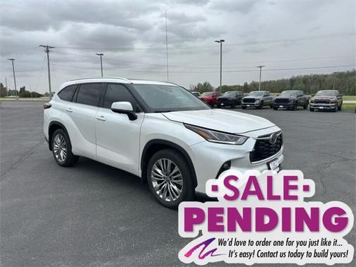 2024 Toyota Highlander Platinum
