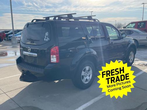 2012 Nissan Pathfinder S