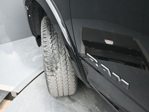 2026 RAM 2500 Limited Mega Cab 4x4 6'4' Box