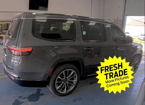 2022 Jeep Wagoneer Series III 4x4