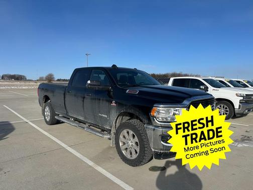 2021 RAM 2500 Big Horn Crew Cab 4x4 8' Box