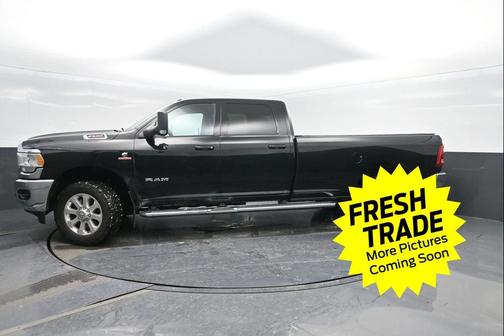 2021 RAM 2500 Big Horn Crew Cab 4x4 8' Box