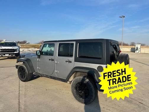 2016 Jeep Wrangler Unlimited Black Bear