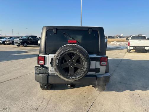 2016 Jeep Wrangler Unlimited Black Bear