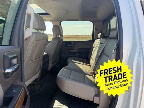 White Diamond Tricoat 2015 GMC Sierra 1500 SLT