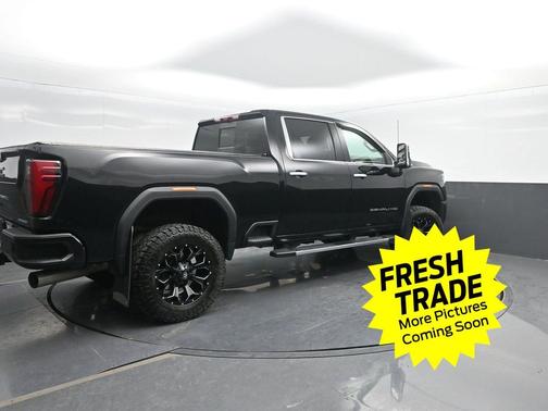 Onyx Black 2025 GMC Sierra 2500 Denali
